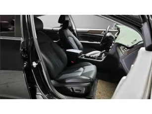 Hyundai  7