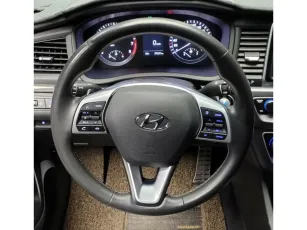 Hyundai  9