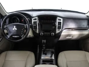 Mitsubishi  9