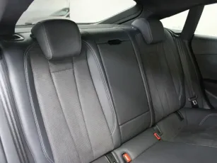 Audi  15