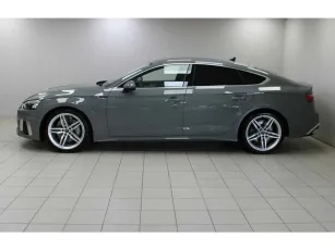 Audi  3
