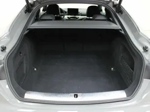 Audi  7