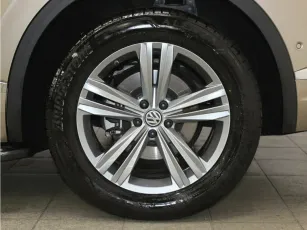 Volkswagen  7