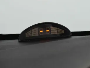 Hyundai  12