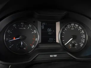Skoda  9