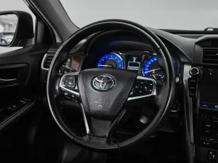 Toyota  10