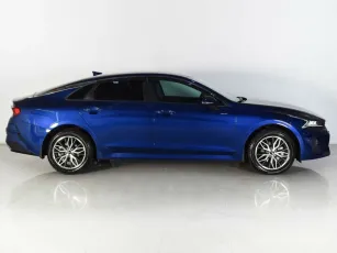 Kia  4