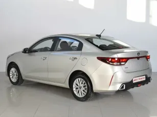 Kia  3