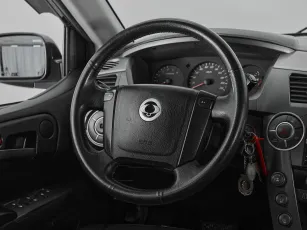 SsangYong  10