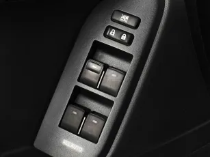 Toyota  13