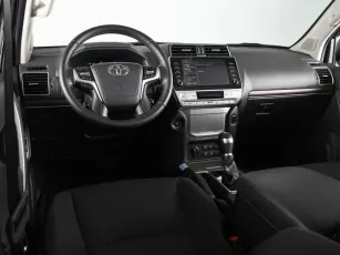 Toyota  6