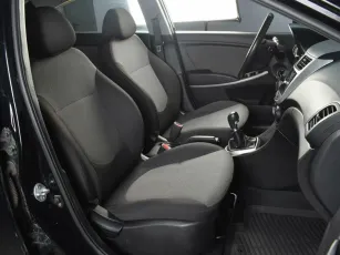 Hyundai  7