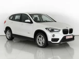 BMW  1