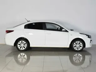 Kia  4