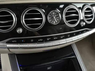 Mercedes-Benz  14