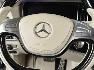 Mercedes-Benz  19