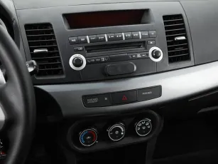 Mitsubishi  12