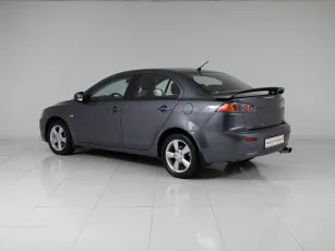 Mitsubishi  5