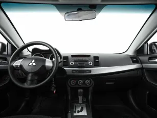 Mitsubishi  8