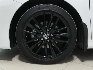 Toyota  7