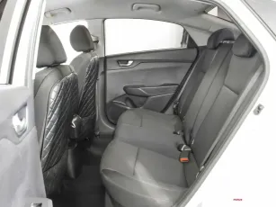 Hyundai  15