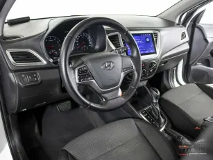 Hyundai  9