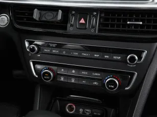 Kia  13