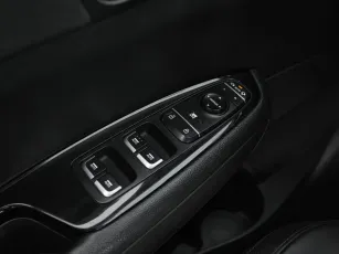 Kia  17