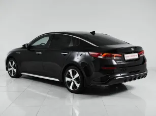 Kia  5