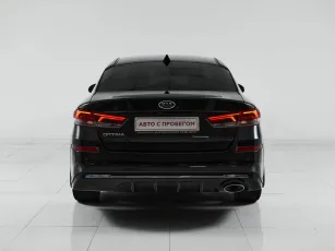 Kia  6