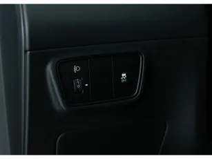 Hyundai  12