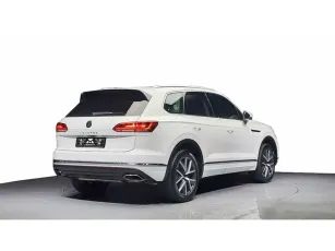 Volkswagen  3