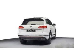 Volkswagen  4