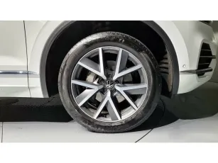 Volkswagen  5