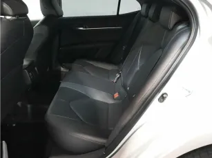 Toyota  15