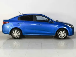 Kia  4
