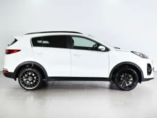 Kia  4