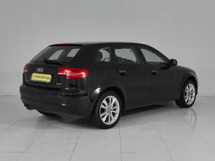 Audi  6