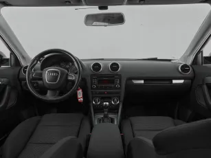Audi  8