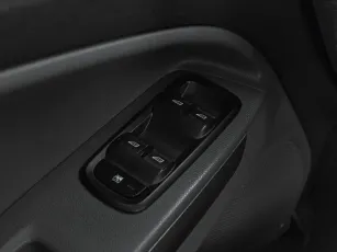 Ford  12