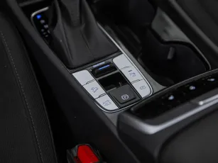 Hyundai  19