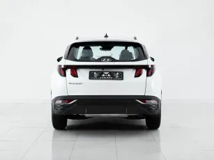 Hyundai  6