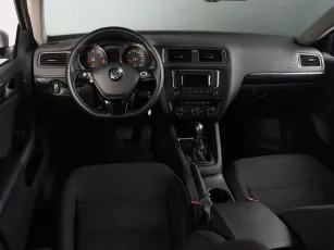 Volkswagen  6