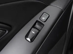 Hyundai  21