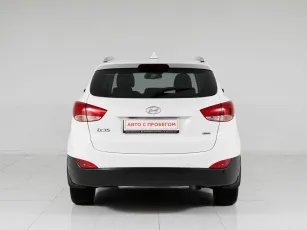 Hyundai  6