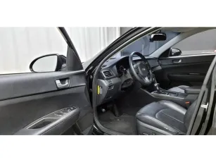 Kia  10