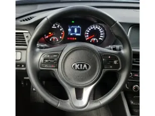Kia  11
