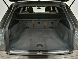 Audi  6