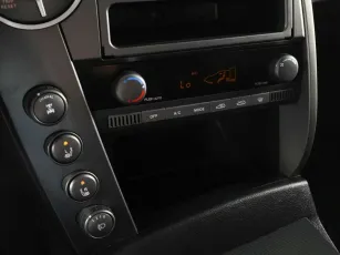 SsangYong  8