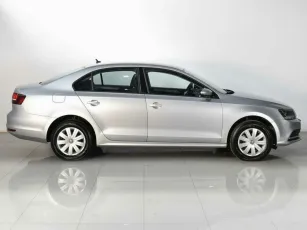 Volkswagen  3